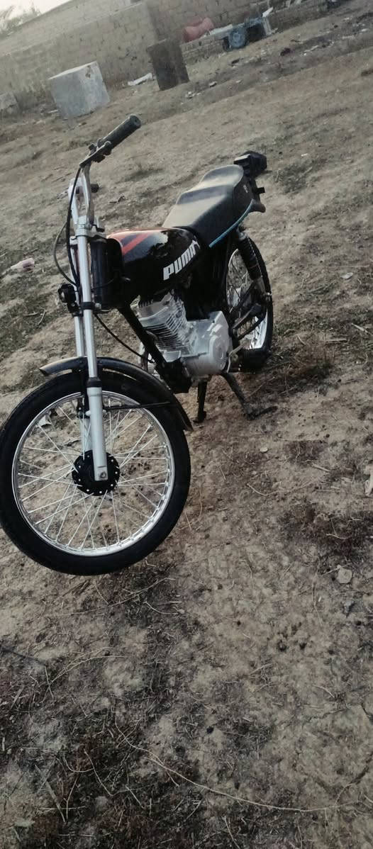 سلام عليكم 

دراجه لبيع 
شاصي ارشه كلك كلك 
مكينه نامه اصلي ما مفتوحه 
سعر 350قفل
هاذه رقمي شراي خابر 
***********
