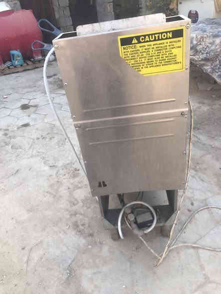 السلام عليكم 
قلاية للبيع بسعر مناسب ٣ مدافع  ام الحساس 
اخت الجديده المكان كربلاء
***********
