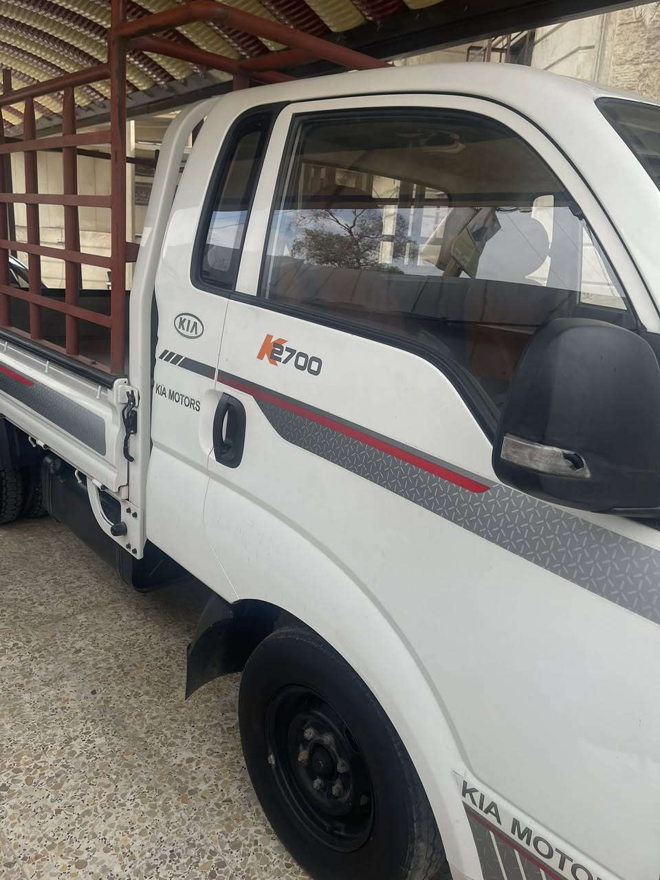 كيا بنكو حمل 2 طن 2700 موديل 2021 

المسافة المقطوعة: صفر كيلومتر 

المواصفات : 

كشافات أمامية 
كشنات جلد 
تحكم ستيرن 
بلوتوث 
جام كهرباء 
نظام ABS
ايرباك 2
ضمان شركة 
 
 السعر: 14500$
وبيهة مجال 

العنوان:
بغداد الجديده 
للاستفسار اكثر اتصل على الارقام التالية:

📞📞***********📞📞  ابوحيدر /واتساب، فايبر
