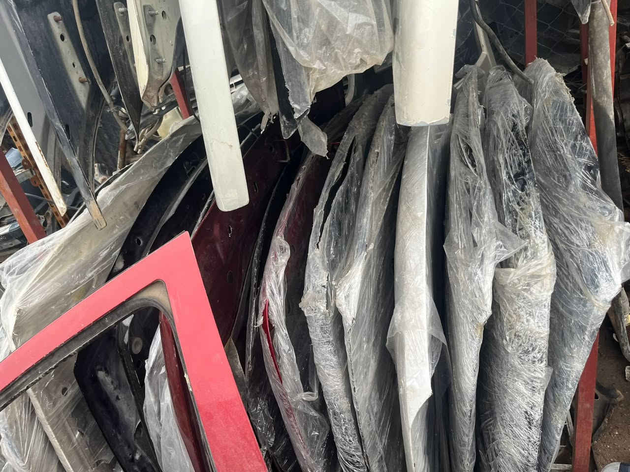 السلام عليكم  توفر كصه جيب لبرتي 2007 كامله مع البيبان ومتوفر  ومتوفر بونيد جيب كومندر جيب لأريدو جيب كومباس جيب لبرتي جيب باتريوت دوج نترو جميع الموديلات    ***********📞 ***********
