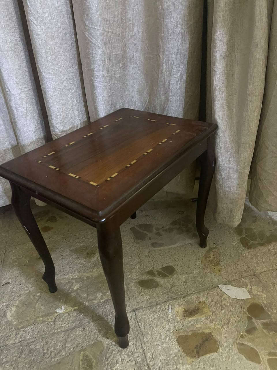 السلام عليكم ميز طعام جام ثقيل ب30 الف قفل
طبلات عدد 3 ب25 الف شراي تواصل خاص 
مكاني حي البنوك


**إذا كنت صاحب هذا الإعلان وتريد حذفه لأي سبب، رجاءا أرسل رسالة إلى الدعم الفني**