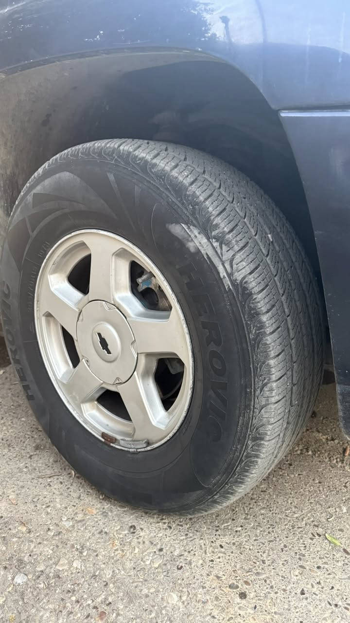 16 بلايزر4تايرات وياه جديد300الف


**إذا كنت صاحب هذا الإعلان وتريد حذفه لأي سبب، رجاءا أرسل رسالة إلى الدعم الفني**