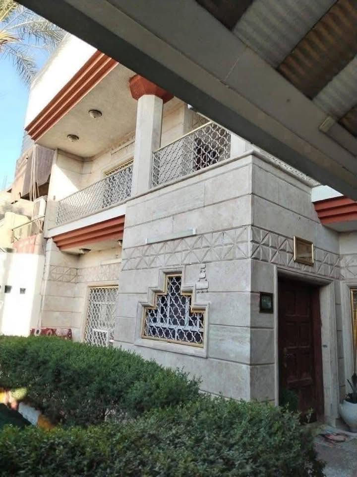 اعلان ●○●○● للبيع 

بيت بناء حديث المساحه《 ٢٥٠ متر》
الواجه 《١٢.٥ متر 》النزال 《٢٠ متر 》
الواقع في حي العامل خلف البانزين خانه
يحتوي على 《٥ غرف نوم 》《٤ خدمات 》
《هول او حولي 》《صاله ضيوف 》《حديقه وكراج 》

للاستفسار مراسلة الصفحة او الاتصال

على الارقام واتساب

☎️ ***********

☎️***********

زورو موقعنا ((مــكتــب بــاب الحــارة)) في حي الجهاد مقابل ((جامـــع النــور))ومجاور(( شارع التكية)) يوجد كافة العروضات وكافة المساحات للـــدور والاراضـــي
بإدارة { السيد ابو أنس}🇮🇶🇮🇶
