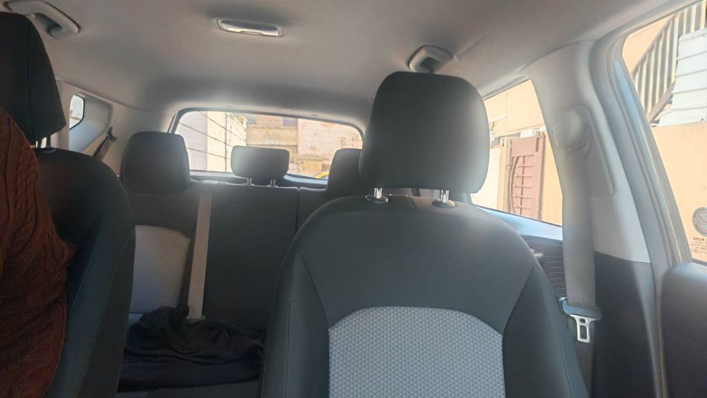 كيا سول 2024 
تبديل چاملغ ايمن
ايرباك ( بصف السايق ) 
سيارة جديدة ماشية 22 الف كاملة 
السعر 16 الف ونص و بيها مجال
الرقم جديد و السنوية باسمي
*********** بغداد, العراق
