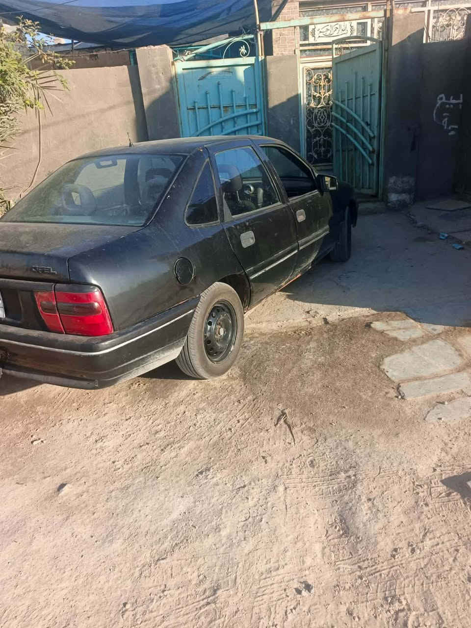 أوبل موديل ٩١ حداديه تخم تاير لايت زنون سنتر لك مكين ٢٠كبس كفاله  ما نقصه برغي مكانه كربلاء ***********
