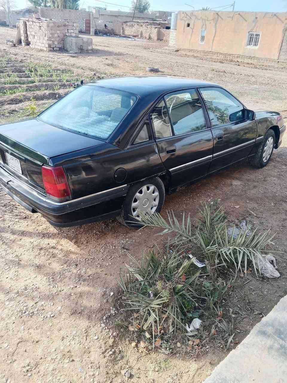 اوميكة موديل 91رقم كركوك كير تايرات كابون بنزين محرك صدر اكسل كلة شرط مكفول السعر30رقم موبايل ***********
