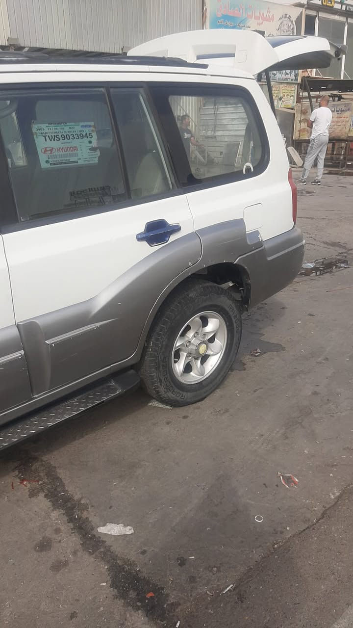 سياره تركان مديل 2005 سنويه 2029 داخله هزه 3 قطع تبريد تخم تيار جديد مكفوله سياره من كير محرك  صدر امامي وخلفي سياره كل نقص مابيه رقم *********** سعر 70 وبيه مجال
