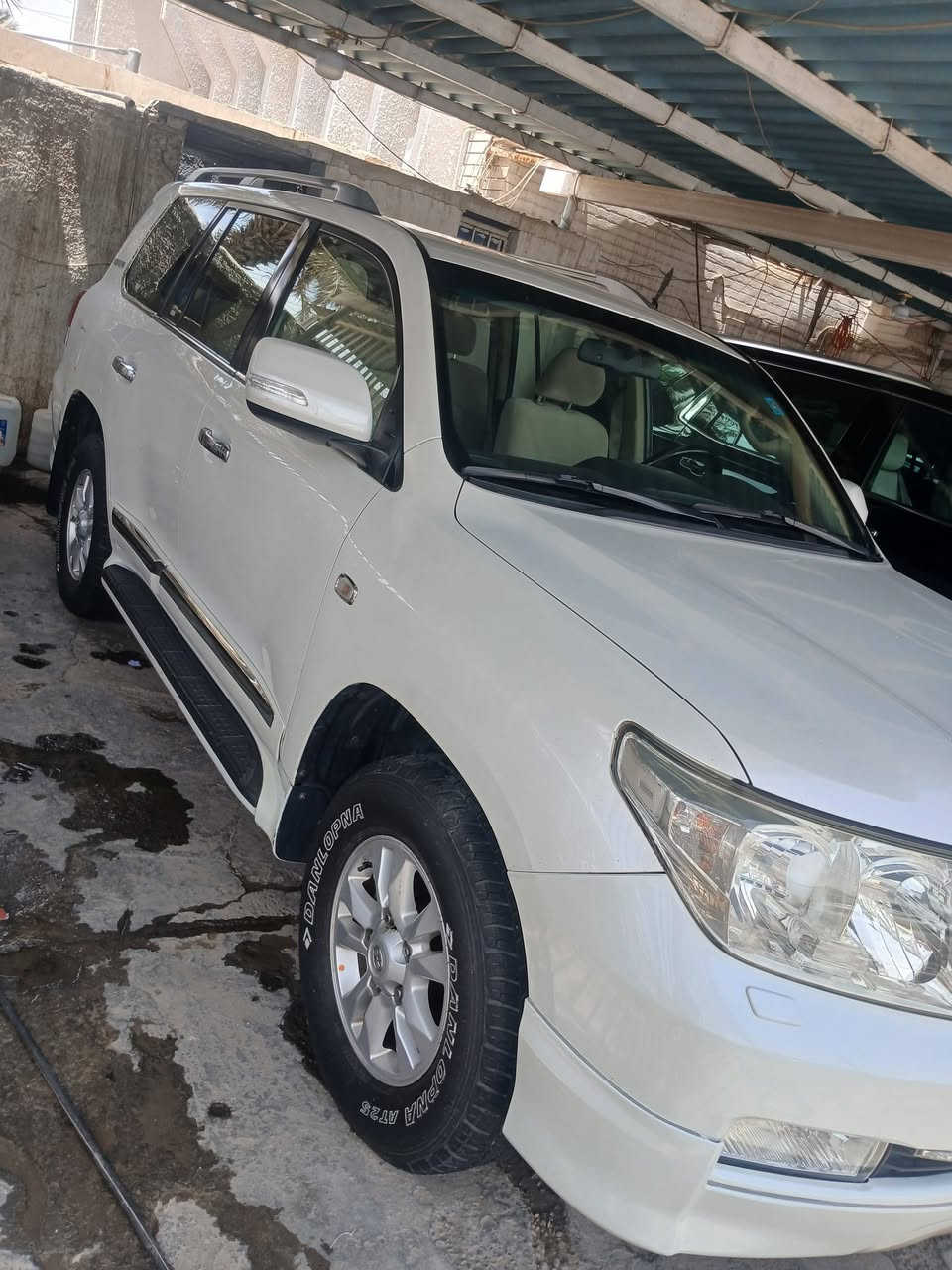 لاندكروزر 11مكينه 6سلندر سياره جديده وبسمي سوناره مرفق بلمنشور السعر285مكان بغداد النهضه رقم التليفون ***********
