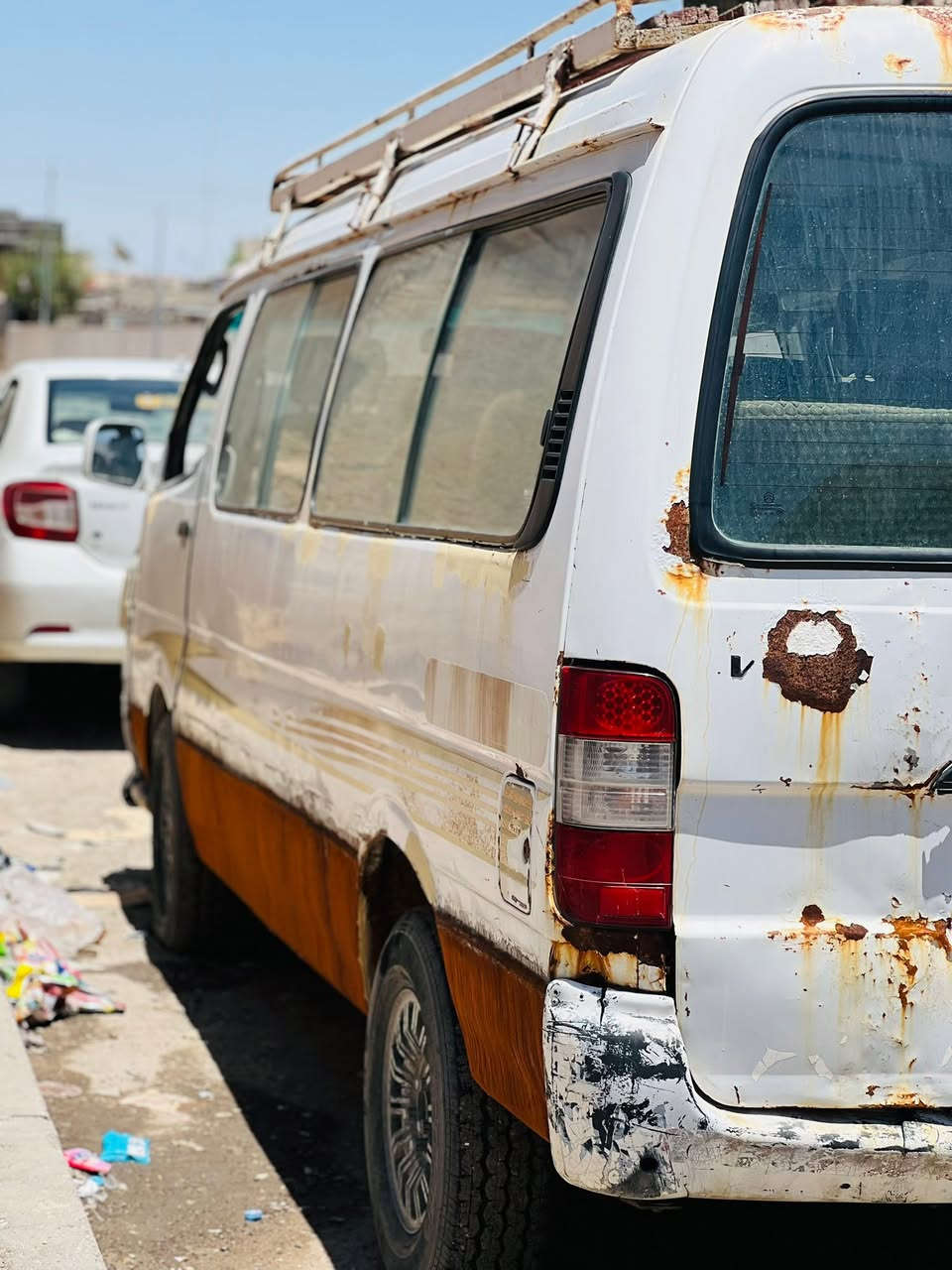 سلام عليكم كيه اللبيع 14نفر كير ومكينه فيفيتي كفاله حداديه توه شاده تخم تاير السياره جاهزه من كلشي كيه فتون 209 مكفوله من الضربه رقم صدامي الهيئه ول غرامات عله المشتري راعيه موجود ابيعه كوم حديد مراوس السعر 14وبيه مجال وبيع المكان البصره 5ميل ***********
