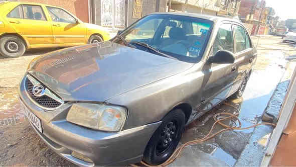 سلام عليكم. فيرنا. 2002. مكفوله. كير ومحرك.  مصبوغه عام. اثر جراد.موجده الصور قبل الصبغ 
مكان. الشعب  السعر 52وبيه مجال. 
***********
*********** بغداد
