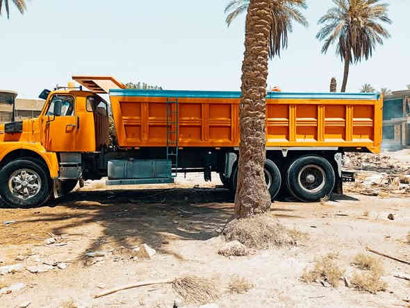 سلام عليكم البيع فولفو موديل 82 مجموعة 14 قلاب سكس مكينه 6ستندر كير 44 دبل فقسه وشلاعه الرقم الجهاز ***********,
