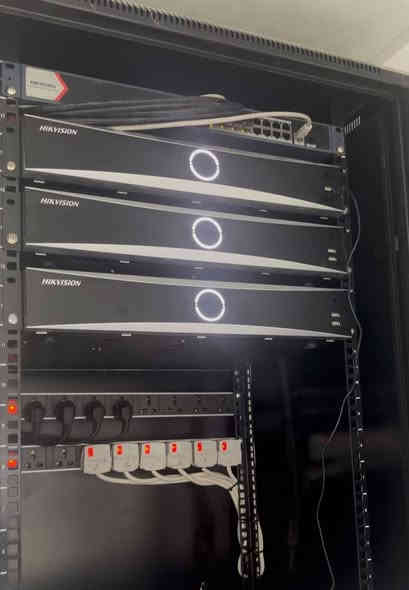 آخر أعمالنا في كربلاء – طويريج
تجهيز وتنصيب منظومة كاميرات مراقبة شبكية من Hikvision
بواقع 64 كاميرا مع أجهزة Switch و NVR عالية الكفاءة والجودة.

عمل متكامل يضمن وضوحًا عاليًا، وأداءً مستقرًا، وحماية شاملة للموقع.

💢البيدق لحلول الامن والطاقة الوكيل الرسمي لمنتجات Hikvision في كربلاء المقدسة 
📍كربلاء المقدسة – حي رمضان / مجاور الإبراهيم مول
📞 *********** – ***********
#البيدق  #البيدق_كربلاء  #حلول_الأمن_والطاقة  #المتجر_الذكي  #شريكك_الموثوق #كاميرات_مراقبة  #أنظمة_الأمن #أجهزة_UPS  #الطاقة_الشمسية  #الشبكات #كربلاء  #كربلاء_المقدسة  
#العراق #اربيل #بغداد
