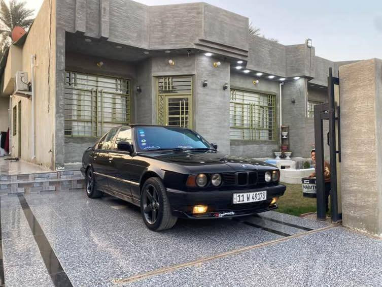 السلام عليكم
بي ام 535

السعر 48 وبيه مجال 

  السياره جاهزه  كهربايات كله بلادي 

رقم انكليزي الجديد بغداد تحويل ثاني يوم 

السياره مصبوغه عام لجماليه  فقط بدون معجون 

السياره احله من الصور بهواي  

بجم عريض 

كير ومحرك مكفولات 

كراسي كهرباء فول تحكم 

مري منفصلة كهرباء 

برده خلفيه كهرباء 

اربعه جام كهرباء بلاد 

دعاميات امامي خلفي m اصلي

مري mاصلي 

دوس mاصلي  

 تجاوي كهرباء 

  ستيرن كهرباء 

دبل ايرباك 

ويل خليه جديد اصلي 

سنتر لوك  

 تبريد منضومه جديده ثلج 🧊

صدر امامي خلفي 80 بل  100 

السياره بلاديه قطره اخياس مابيهه  

   مكانى بغداد 

       ‏‪+9647818927799‬‏

***********
