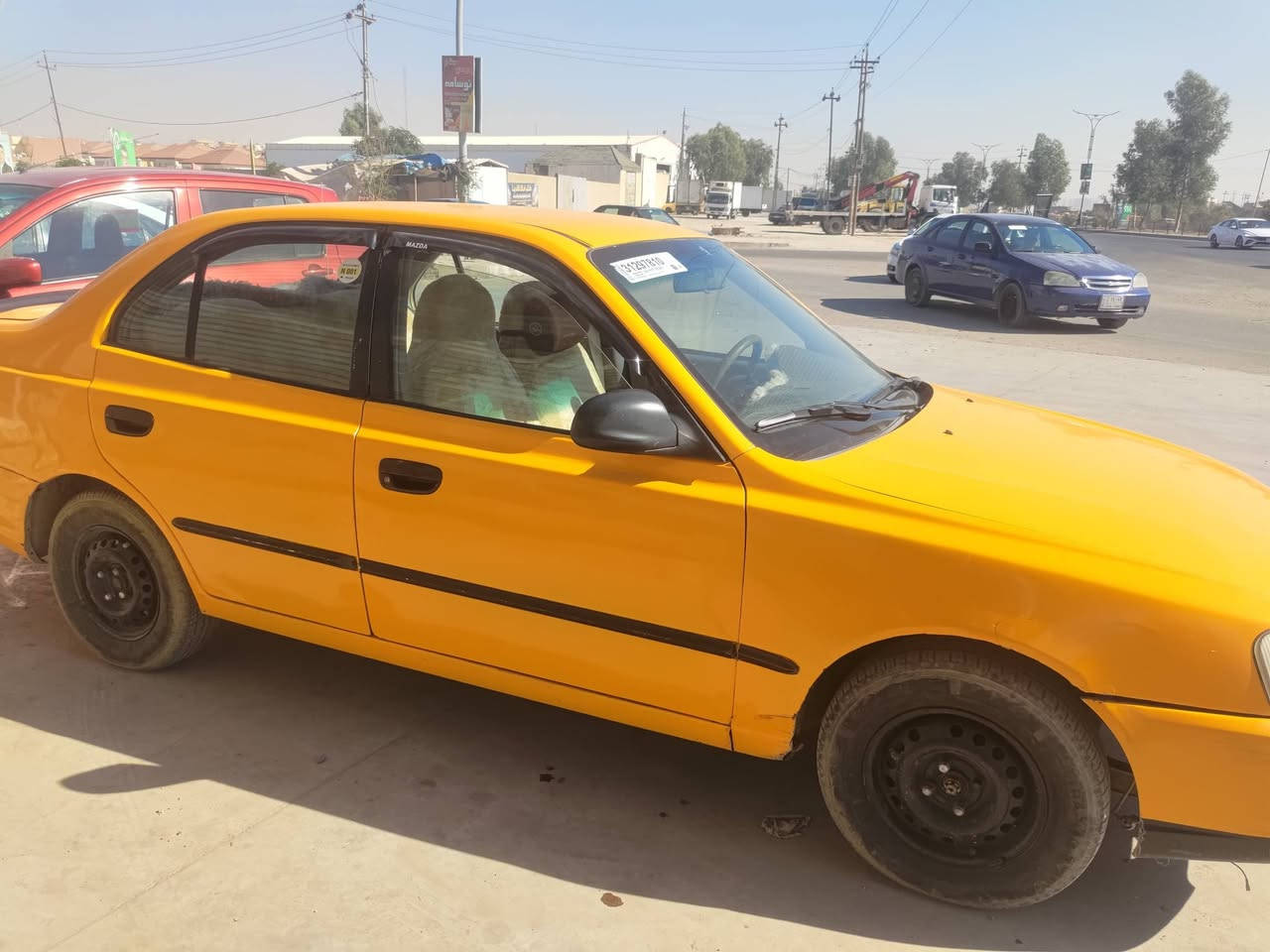 سلام عليكم
مراوس او بیع
 هيونداي اكسنت موديل 2000 گير اوتوماتيك
رقم بغداد شرط تحويل و وكالة
بيها دفتر بنزين  و بيها منضومة غاز إيطالي 60 لتر 
گير محرك شرط 
شاشة ايبات 
تبريد بس ينرادله تبديل كلج 
بيها ضربة يم باب سايق موضح بالصورة 
و جاملغين الورى بي معجون بدون دواخل
والباقي تصفيات 
سعر (40) 
مكان كركوك الحولي 

***********
***********
