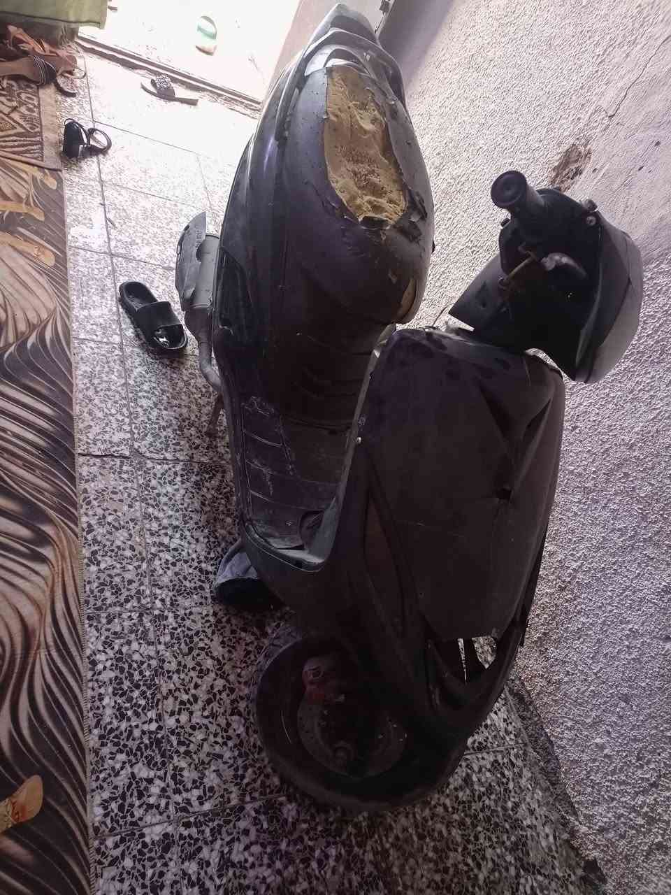 للبيع ماكس 140  شغالة ب 175 بس برغي صالنصة طاك مكاني مدينة الصدر *********** هندر واحد
