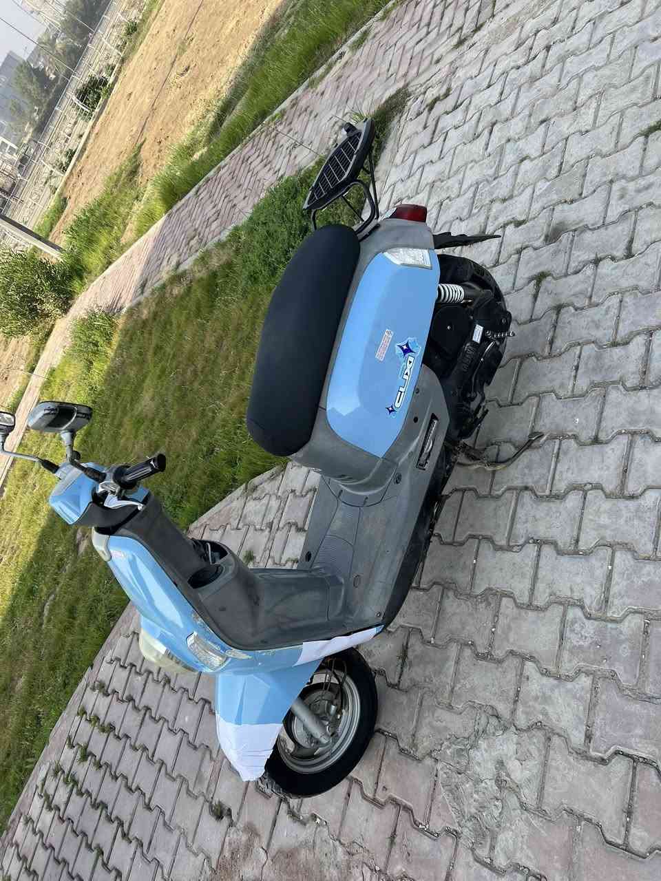 ماكس بوليس مكينة كفالة لبجم مصبوغ دراجة خير من الله بلديات *********** الصور واضحة بيها ضربة خفيفة سعر ٧٠٠بيها نقوصات باتري واشاير بس لحد يكسر بسعرها رجائن گبل احضرة
