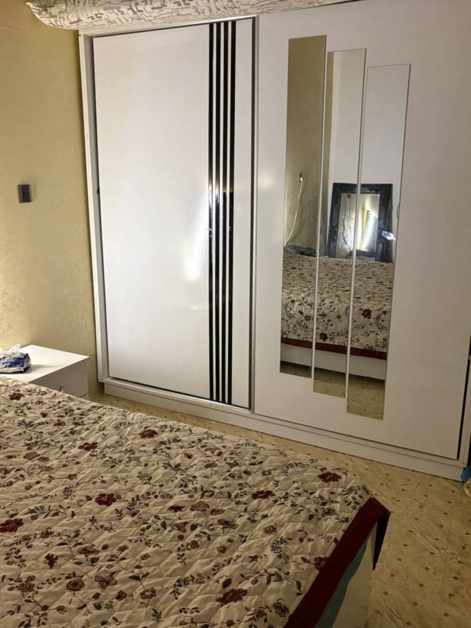 ئه م ژوره بوفروشتن هيچ عه يبى نيه له هه ولير
غرفه للبيع نضيفه مابيها اي عيب اربيل


**إذا كنت صاحب هذا الإعلان وتريد حذفه لأي سبب، رجاءا أرسل رسالة إلى الدعم الفني**