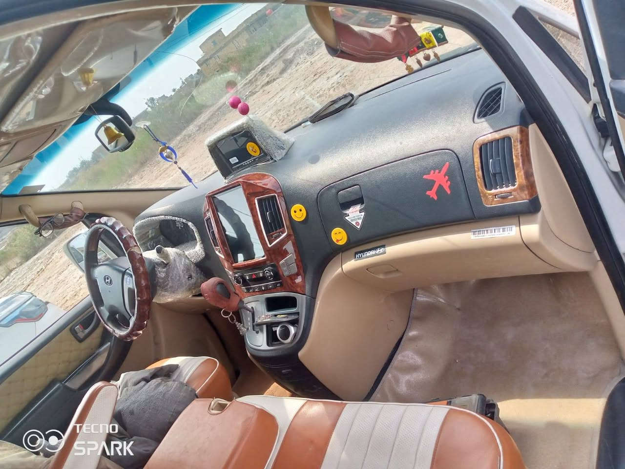 سلام عليكم للبيع موديل 2018 مفتوح محور مسكر 7 سورنتو مبدل بيها باب السايق فقط والباقي كفاله عامه السعر 225وبيها مجال الرقم ***********+*********** لاتراسل خاص ما موجود
