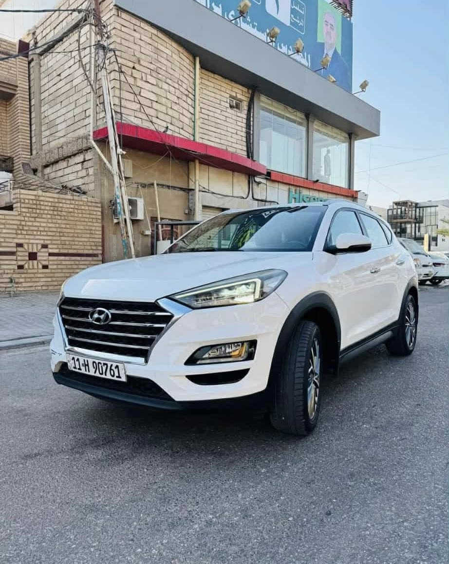 السلام عليكم توكسان م 20 خليجي هزه سنويه رقم بغداد بأسمي كير محرك حداديه مجموعه تبريد 
وضع شركه تخم تاير 
ماشيه 78 اصل ع ايدي جدا نظيفه 
مكاني كربلاء هـ ***********
سعر  195$ بيه مجال جدا بسيط ان شاء الله 
حياكم الله
