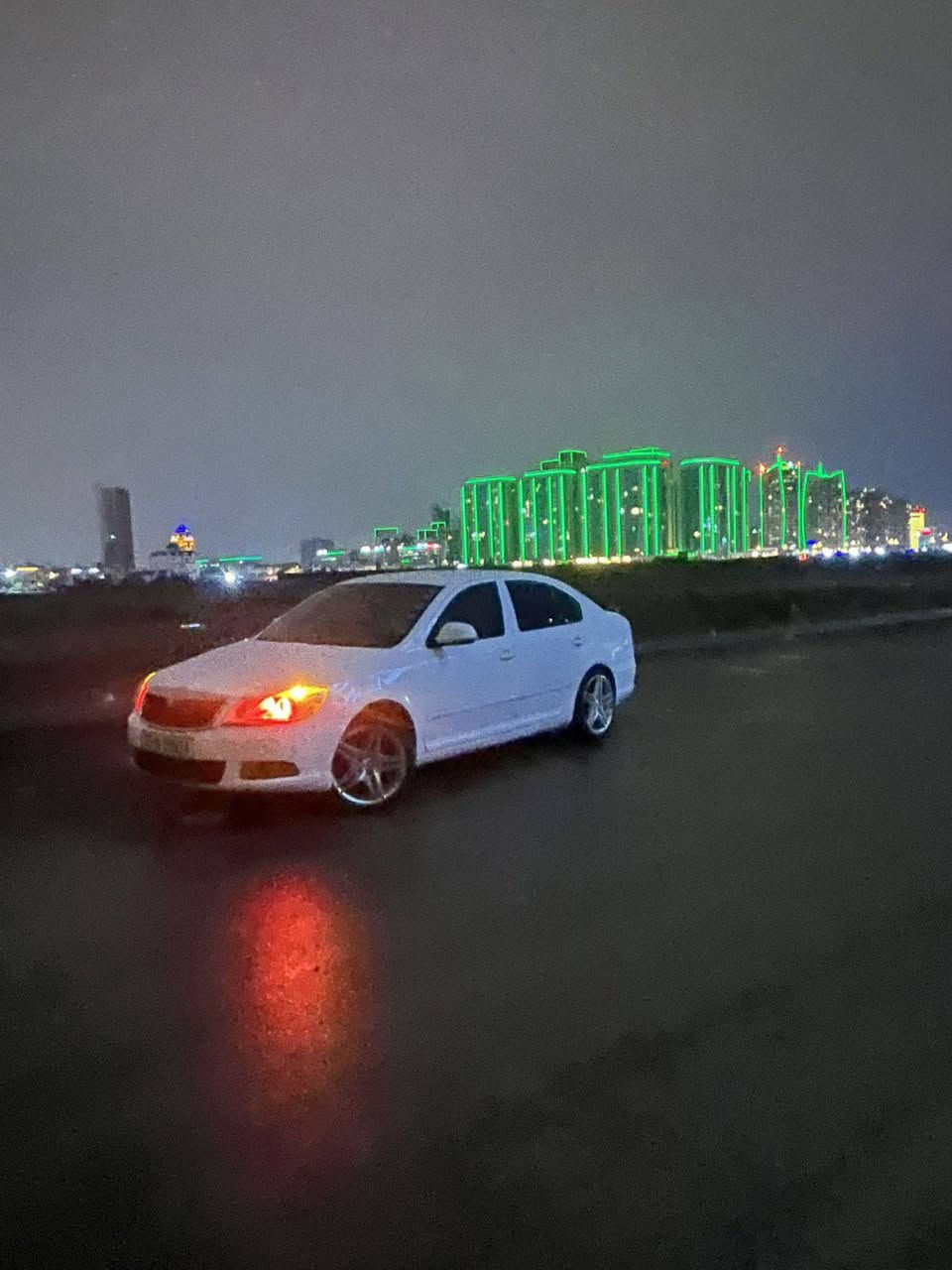 سلاو رێز سەکۆدە ئۆکتافیە ٢٠١٣
بێتەقورەق چوارتایوەیل لۆکی بۆ بەستوە ئایپاد سەنوی دووهازاروسی نوێیە ئالقی ناو لیتم بۆ بەستوە 
نەموونە لەجوانی ئەرباگی بوویتەوە بەس دەژبول ٦٣مەجال رەقم تەلفۆن ***********وەتسئاپ أربيل, العراق
