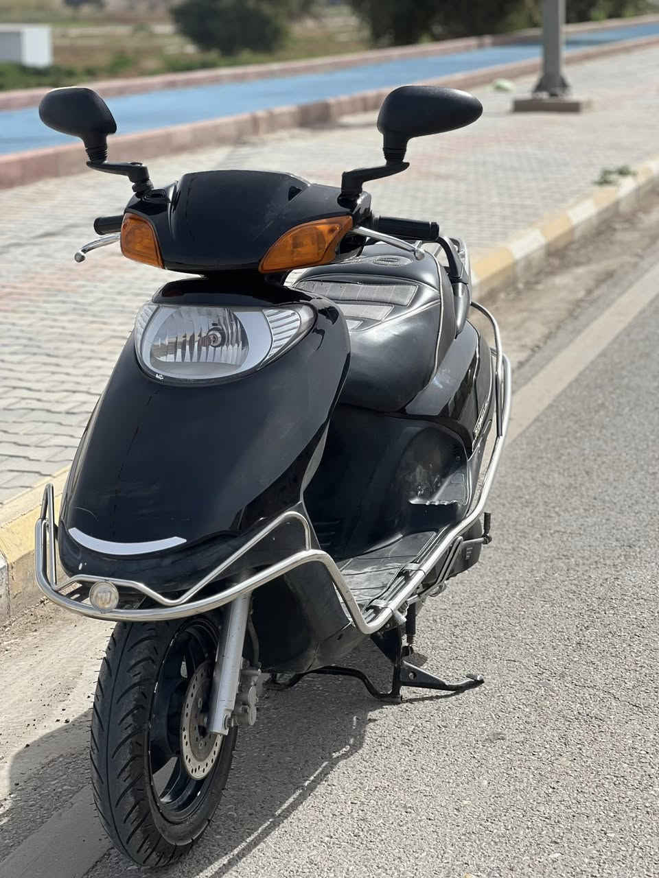 السلام عليكم دراجه سبيسي ياباني رمبه للبيع الدراجه نكره سلف هندر كهربائيات كلها شغاله برغي ما مفتوح بيها كله شغال و مكفول مكاني كوت شارع النسيج السعر خاص ***********
