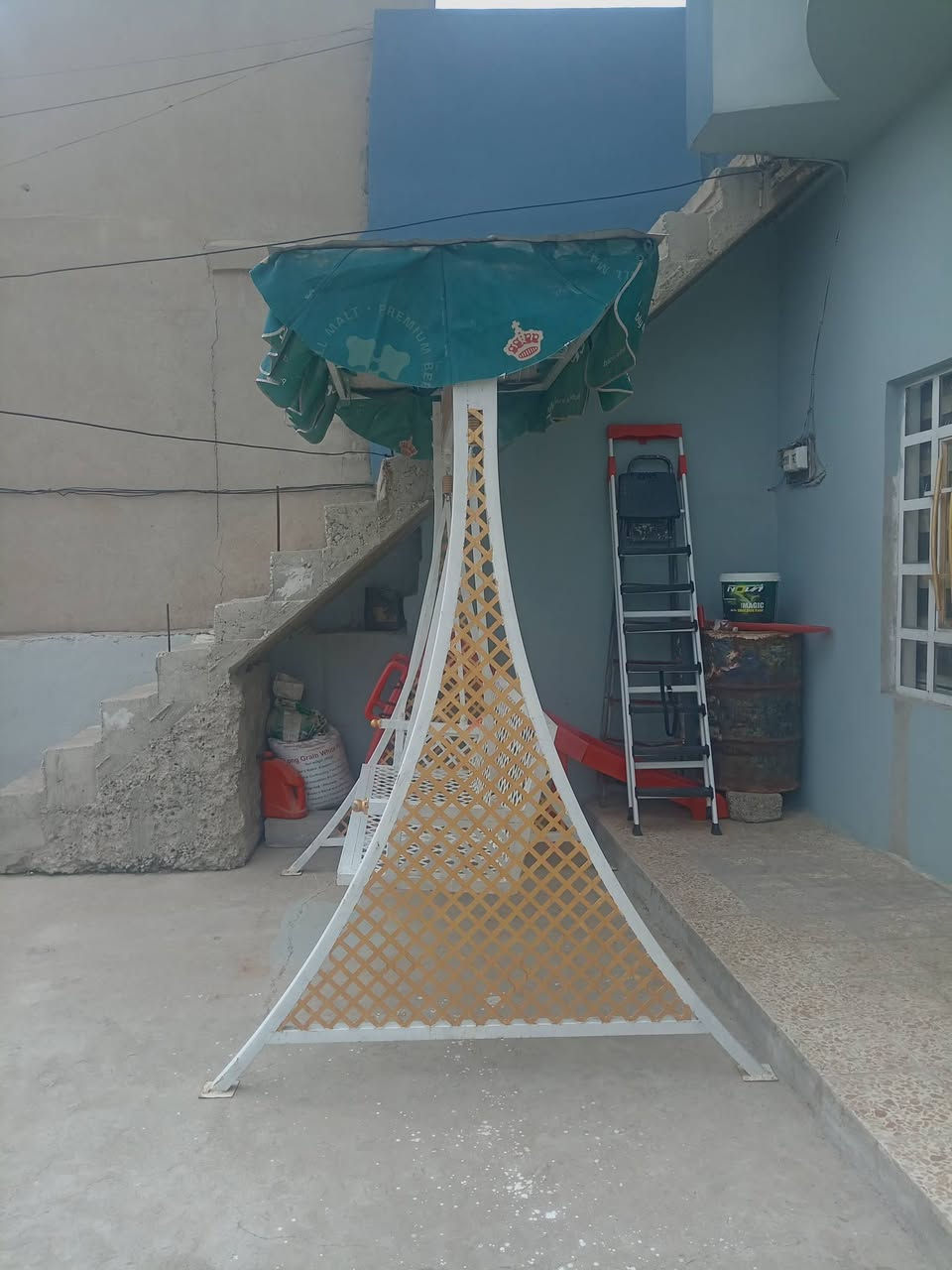 مرجوحه فصال ثقيل للبيع ب٣٥٠
الزحلكونه ب٢٥
المكان الكرامه
للاتصال ***********
