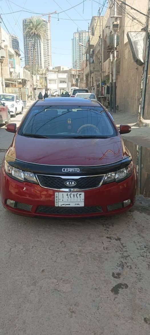 السلام عليكم سياره سيراتو موديل  2011 للبيع وارد خليجي كير محرك جدد تبريد شغال سياره جاهزه مابيها نقص السعر 87بيهه مجال بصيط العنوان المنصور ساحه اللقاء الاتصال ***********
