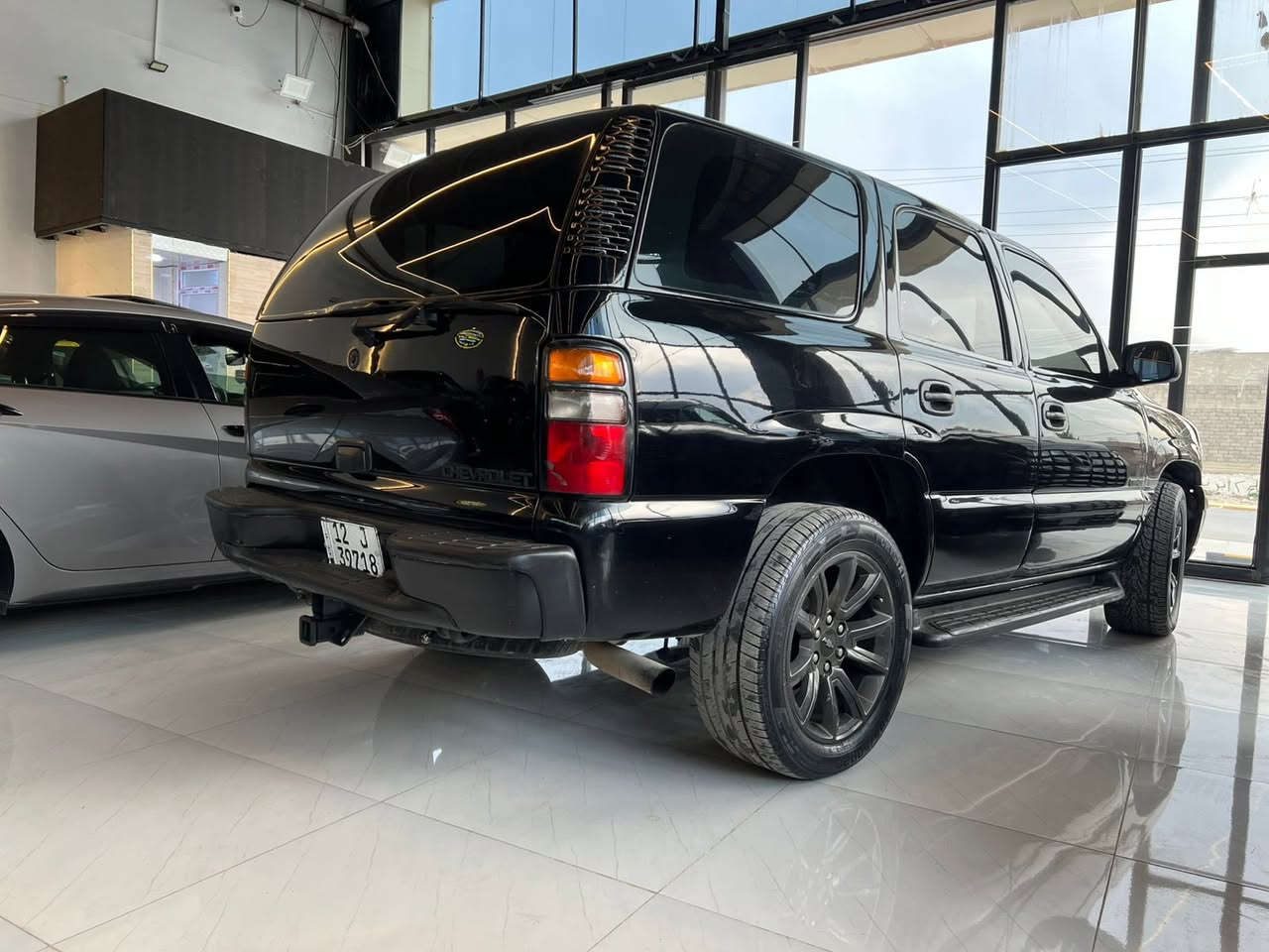 السلام عليكم
تاهو خليجي 2005
سعرها 135$
ماشية 145,000km
بدون ضرر
صبغ فقط حزام جمالية
السيارة جديدة وناصبة
مكانها الموصل
للتواصل ***********
