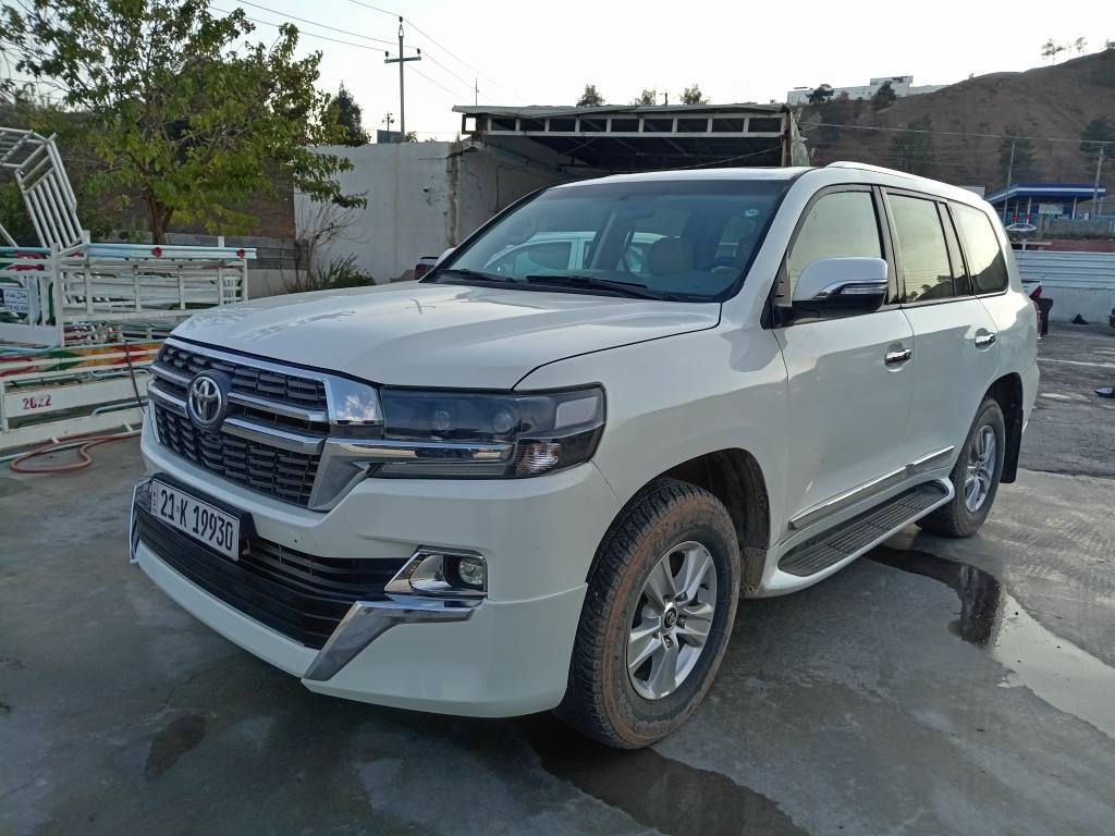 لاندکڕۆز 2014 سعری 270وەرەقە 
***********  *********** 
سبوغ عامە وەرگەراوە 138ڕویشتوە مەکێنەی نەکراوەتەوە مواسفات فول شوێن تەق تەق كويسينجاك, أربيل
