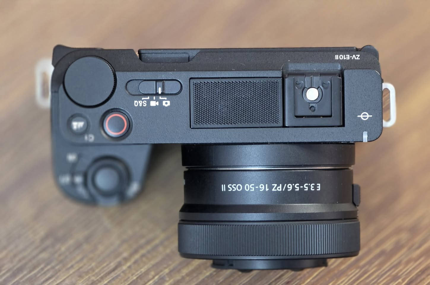 Sony ZV-E10 ii للبيع
كاميرا كلش جديده مستخدمه شي قليل كلش موجود وصل الشراء اخذتها من شركة اياد ب مليون و 270 الف شخط مابيها كلش جديده فقط بدي بدون عدسه كامل ملحقاتها موجود الكارتونه والرام وشاحن البطاريات وحقيبة ظهر كلشي موجود رايدها ب مليون وبيها مجال بسيط ماعده الرونين 
 الرونين DJI RS4 MINI سعره 300 الف


**إذا كنت صاحب هذا الإعلان وتريد حذفه لأي سبب، رجاءا أرسل رسالة إلى الدعم الفني**