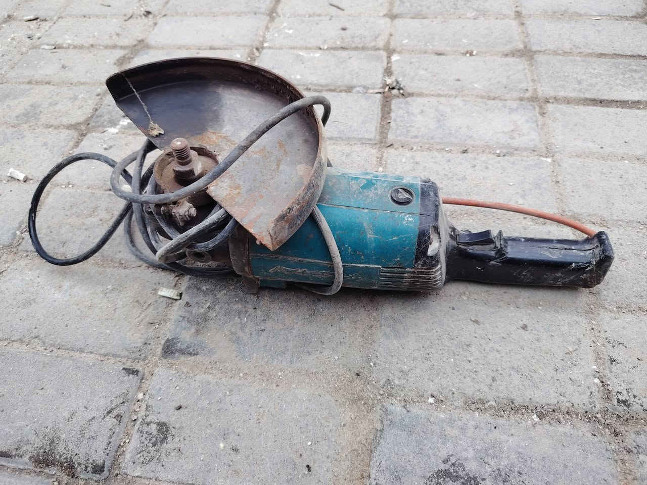 غراض اصليه لبيع مناسبات
مكان بصره حيانيه رقم ***********
