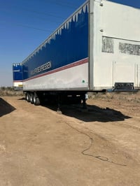 للبيع براد كرونا ارتفاع 280 سمك 6 مجموعه بيبي دسك بريك على الداخل براد...