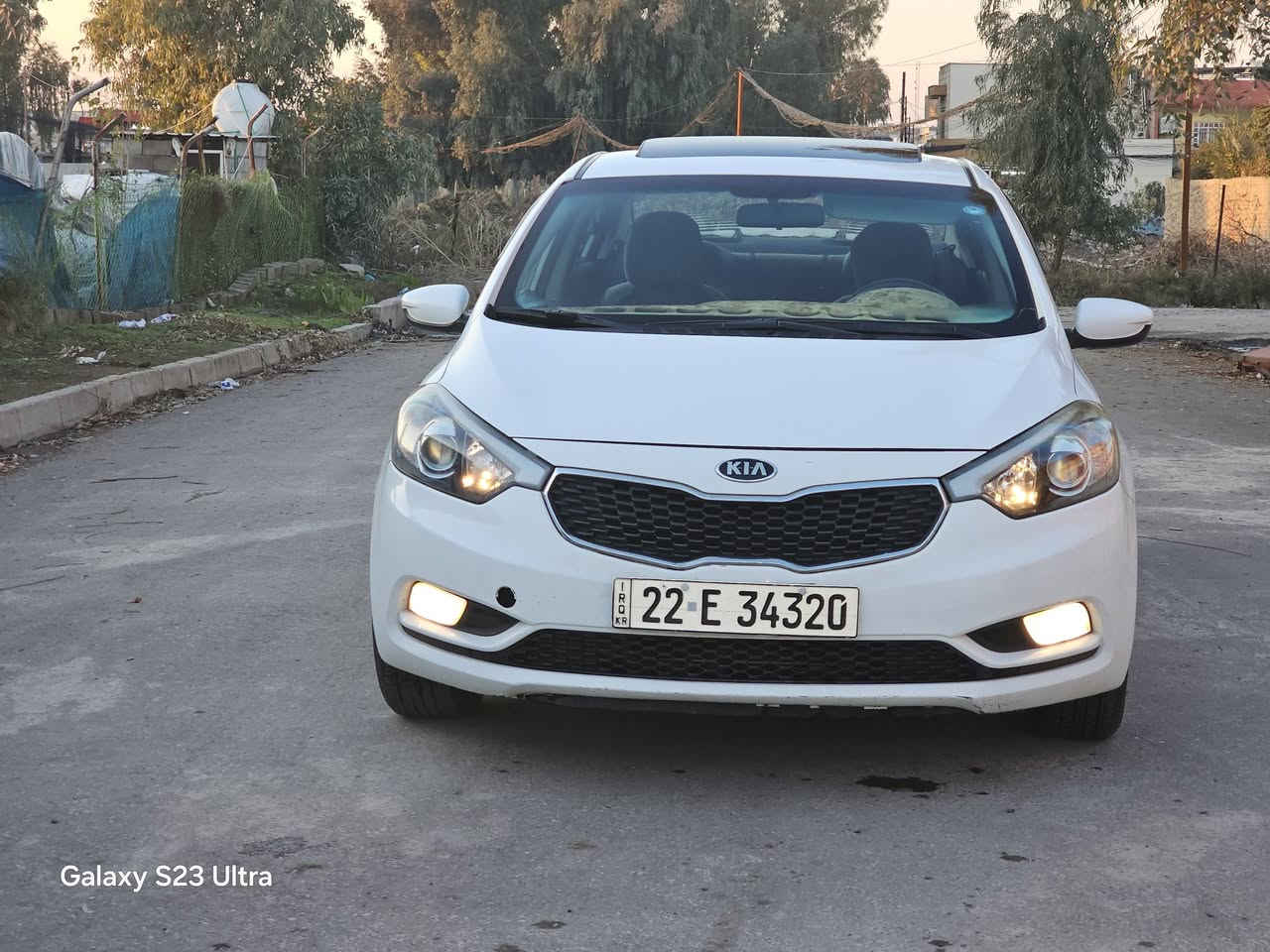 للبيع
سعر مناسب 123
كيا سيراتو موديل 2014 خليجي 
ماشيه 182 الف كيلو 
محرك وكير شرط 
محرك حجم 16 دوش 
موصفات 
سلايت 
تحكمات ستيرن 
جامات كهرب 
مري كهرب
ويل كب 
شاشه وكامره 
تبريد ثلج 
تدفئة
🚫صبغ داير خلفي فقط بدون دواخل🚫 
رقم اربيل الجديد شرط التحويل 
السياره جاهزه ونظيفه 
العنوان موصل حي المحاربين 
للإستفسار الاتصال 
***********
***********
