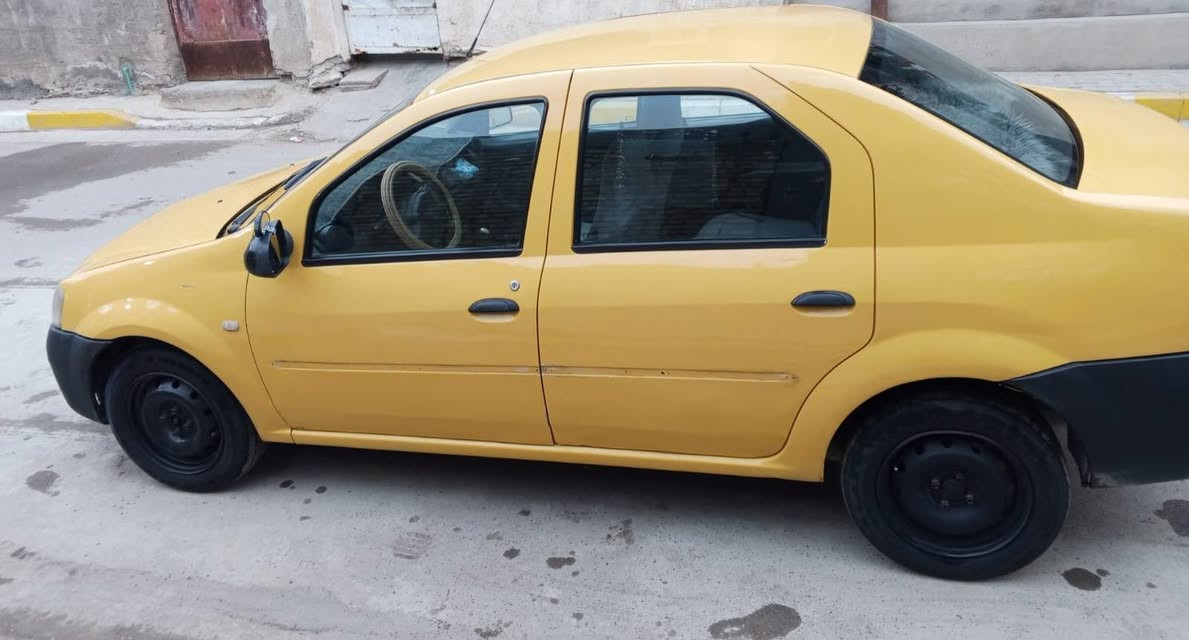 السلام عليكم ورحمة الله وبركاته من رخصت صاحب الكروب المحترم تحية طيبة عند رينو لوكان ٢٠١٢ موباور رقم بعداد لماني حرف ط مصبوغة عام دوشمة جديدة منظومة تبريد جديد صدر امامي وخلفي جديد كهربائيات شغالة كير ومحرك خير من الله بسمي ٤٠ وبيهة مجال رقمي *********** عنواني بغداد رحمة والديكم لاحد يكسر بيهة مستعجل على بيعتهة
