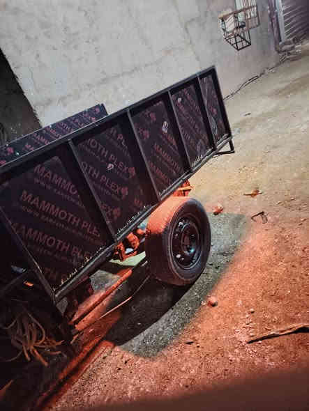 سلام عليكم ستوته البيع مديل 14 نضيفه اوراق اصوالي محرك خير من الله السعر 850وبيه مجال مكان كربلاء طوريج
***********
