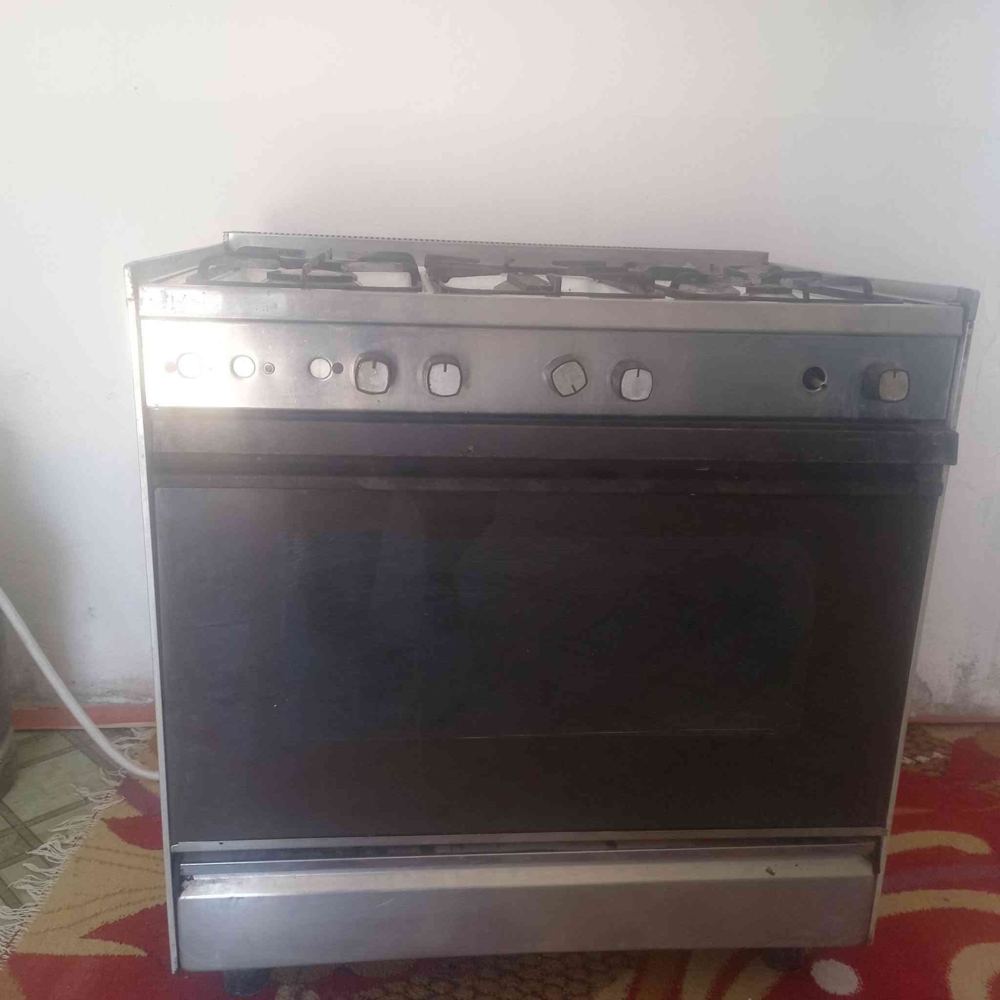 طباخ عشتار ياباني    للبيع
***********      ***********
