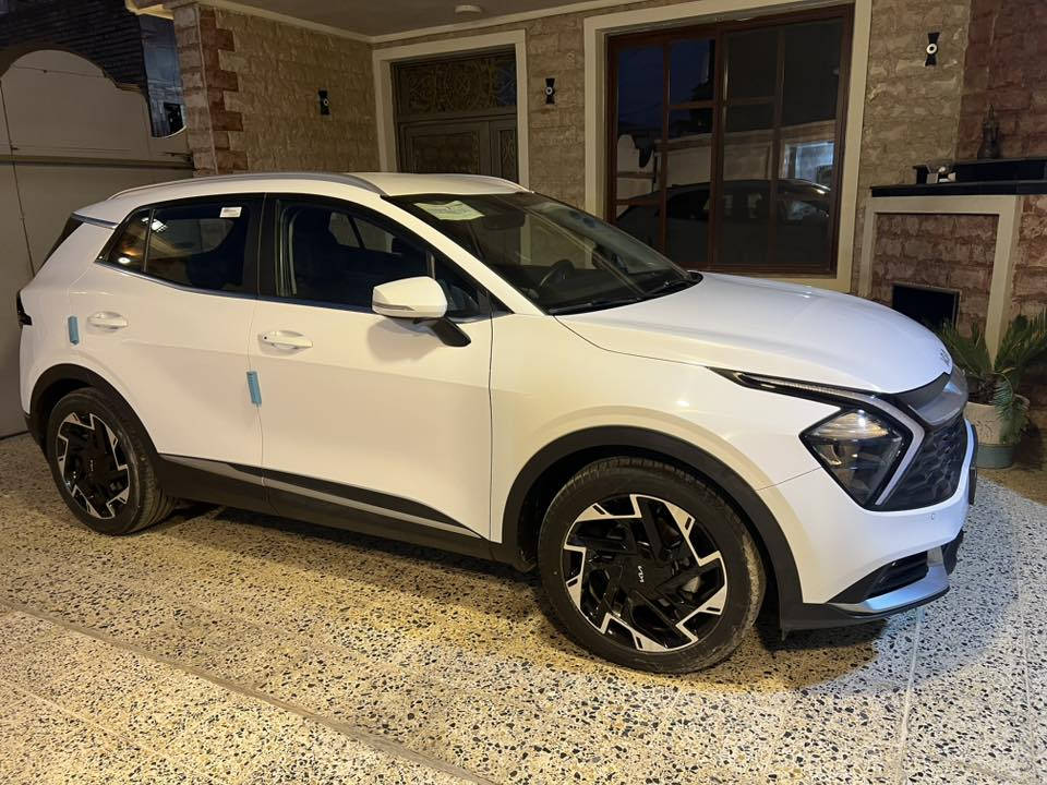 للبيع او المراوس وحسب القناعة سبورتاج KN خليجي مكفولة كفالة عامة لا صبغ ولا بارد ولا شخوط موديل 2022 فول مواصفات عدا القماره حديد ( بصمة أبواب ، بصمة تشغيل ، صندوق كهرباء، كراسي كهرباء، تدفئة في الكراسي ، تدفئة في الاستيرن، رادار ونقاط عمياء ، أربع مودات قيادة ، نظام منحدرات ، هاندبريك بصمة ، حساسات لأربع اطارات ، حساسات امامية وخلفية ، كامرة دوارة، شاحن موبايل لاسلكي، شفتات ستيرن ، وباقي المواصفات المعروفة) السعر 218 للشراء الاتصال على ***********
