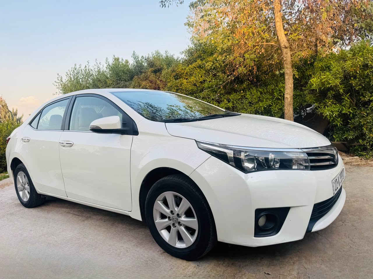 تۆیۆتا - کۆرۆلا ٢٠١٤ سفری شەریکەی جيهان
- بزوێنەری گەورە 1.8.
- ڕەنگی سپی.
- ناو  زەرد.
- چوار جامی کارەبا.
- ئاوێنەی کارەبایی.
- تەبرید ساردی و گەرمی بە شەرت.
ـ بەسمەيە.
ـ ماوە ڕۆشتنی ١٨٩,٠٠٠ کم ڕۆشتووە.
- دەرگای پشت سايەق و دۆسەکەش دوو بست سبوغە وە ٣-٤ جێشی بە pdr چاک کراوە.
ـ گێر و مەکینەی بە شەرت، هیچ کێشەی نییە و دەستکاری نەکراوە.
ـ هیچ مەسرەفی تێدا نیە.
- ژمارەی نوێی بۆ کراوە، سەنەویی تاوەکو ساڵی 2029.
-سعری ١٣٣ وەرەقەو کەمەک مجال

تکایە پەیوەندی بکەن بەم ژمارە مۆبایلی خاوەنەکەی

*********** أربيل, العراق
