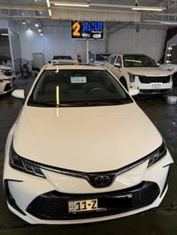 كورلا هايبرد ٢٠٢٥ شكل الخليجي كفالة عامة ماشية ١٢ الف فتحة بصمة السعر ...