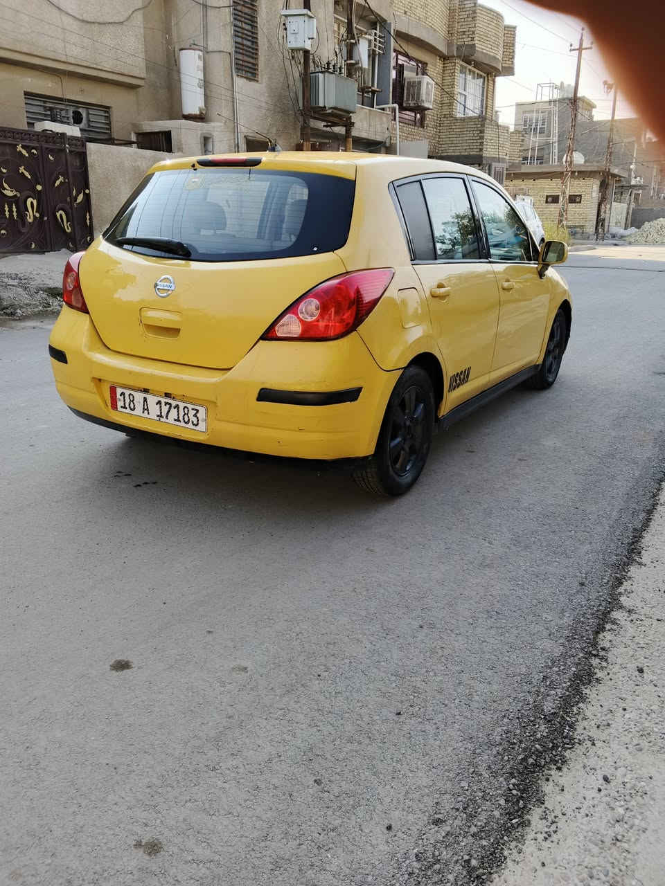 السلام عليكم 
فيرسه 2009 باسمي تحويل ثاني يوم بلتاجيات
كير مكينه بلجيس
تخم تاير جديد
كير اي تي المرغوب
مكينه1800
تبريد ثلج
صدر جديد
سياره بلاديه 
حادثها جاملخ امامي وبنيد
سعر 60وبيها مجال للطيبين بكاني بغداد الشعب
***********
‏‪***********‬‏
