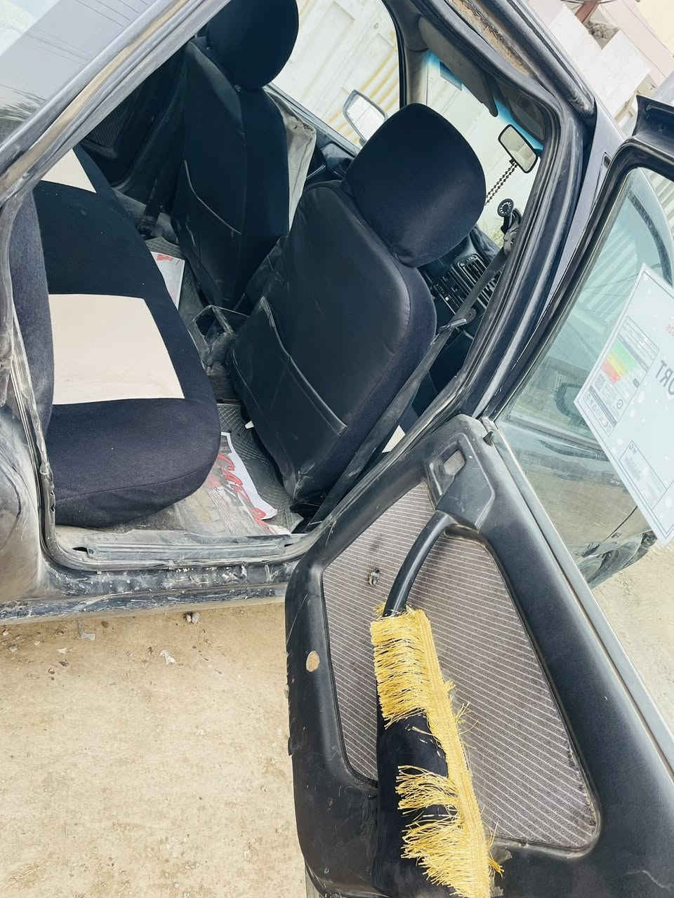 اوبل فكترا1600 موديل 91سيارة نضيفة و جاهزة  مصبوغة جديد  بدون اي حادث للجمالية السعر 29و بيها مجال مكاني سامرة )￼***********
