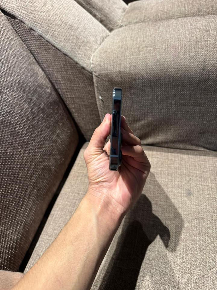 13
800 ألف 
‏256 
￼***********
