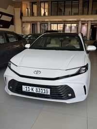 تويوتا كامري 2025 هايبرد LE اعلى مواصفات  بل كامري ياباني اصلي مو صيني...