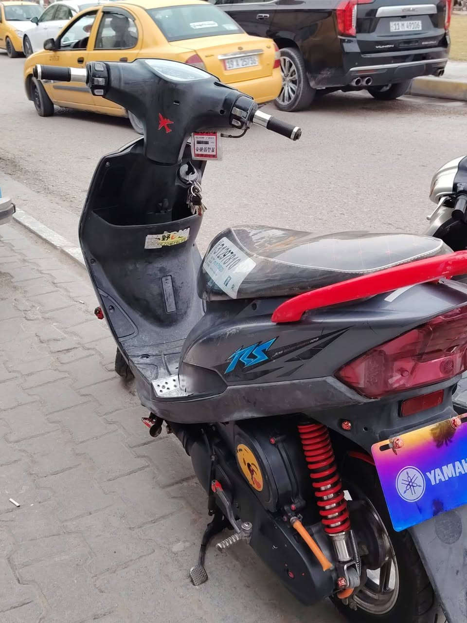 السلام عليكم دراجه ماكس عدله للبيع بلادي ٤٩ دراجه نضيفه اي نقص مابيه كفرات بلادي مكينه مامفتوحه بيه تزويدات خارجيه شوفت عينك  كهربائيات كله شغاله لايت عالي ناصي قفل جنطه قفل سكان كله شغال شراي يتصل مكاني كربلاء حي الموضفين مكلف بنشر رقم صاحب الدراجه *********** سعر 625 وبيه مجال قليل
