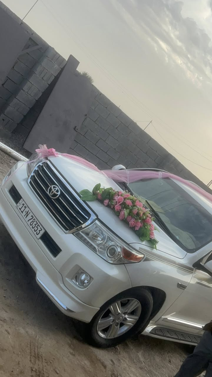 سلام علايكم لبيع او الامرواس حسب القناعه سياره لاند اكروز موديل 9محدث 15مصبوغه احزام كير ومحرك مكفول السياره كلش نضيفه السعر 240   الاتصال.   *********** او ***********
