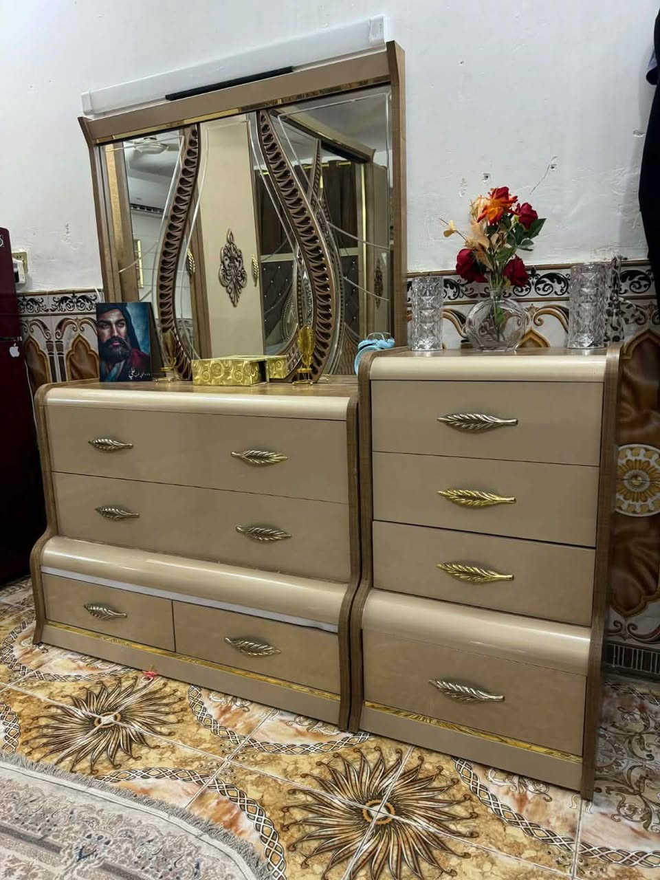 غرفه تركي 10 قطع نظيفه كلش مكانه حله قرب جسر بته م ***********
