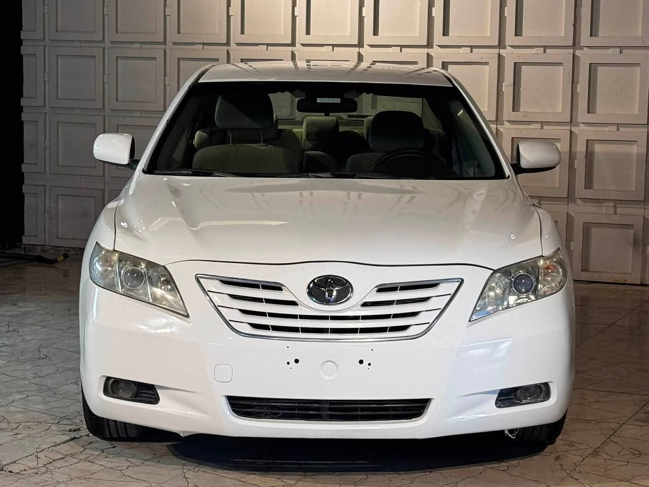 تيوتا كامري 2007 خليجي  Glx
مواصفات صاج بلادي 
قطعتين تبريد 
شاشه وكامرا
تحكم مقود
مكينه 2400 
4 سلندر
رقم بغداد تحويل مباشر بسمي
بيهه صبغ قطعتين  رش بدون دواخل
مكينه كير تبريد كهربائيات تايرات تخم كله جديد
سياره نضيفه وبحاله جيده
مكانهه كربلاء
السعر 105
لاستفسار الاتصال *********** واتس
