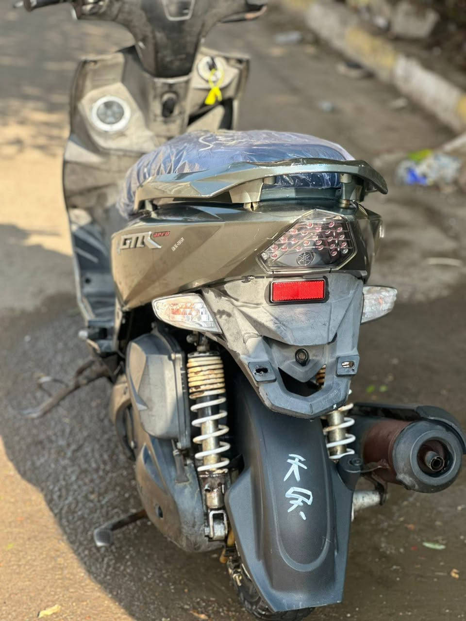 السلام عليكم دراجه جي تي ار موديل 12 دراجه مال رمبه كلها ختم واحد ويا الماكينه شلع ومد خير من الله دراجه مكينه ما مفتوحه دراجه عرضها واحد 50 مكاني بغداد الغزاليه وهذا رقم ***********
