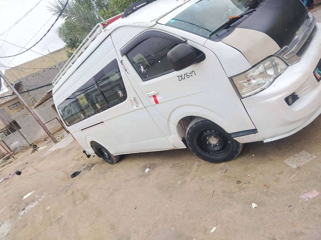 السلام عليكم جنبي H2سياره حلوه نضيفه موديل 2013رقم نكليزي بغداد تحويل مباشر مصفره هيه وغرامه سياره جاهزه حلوه بلاديه مكان السياره كربلاء رقم الهاتف *********** سعر 115وبيه مجال للشراي
