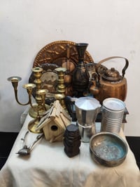 انتيكات وتحفيات عدد ١٦ قطعه للبيع مكاني بغداد ٢١٠ سعر الكل  0773923231...